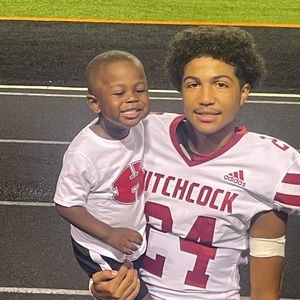 Meet your Posher, Averett